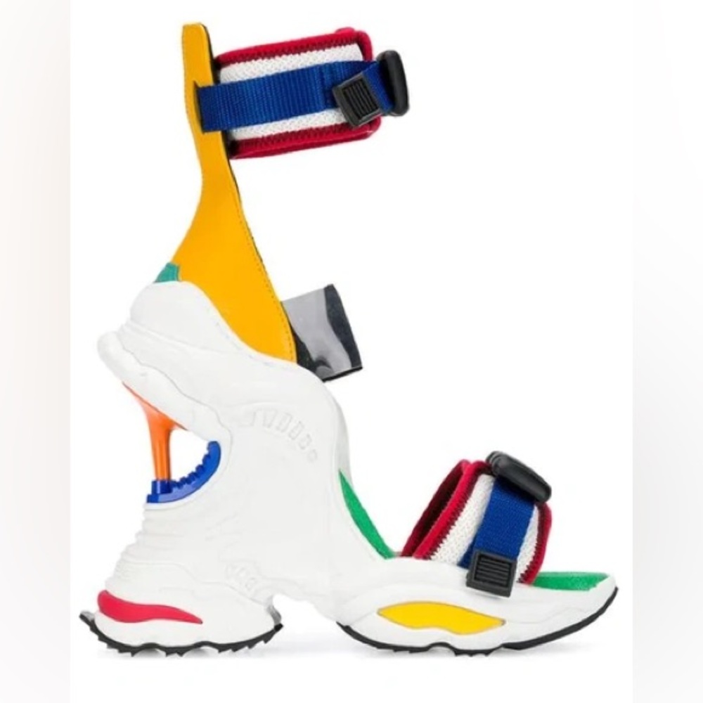 DSQUARED2 RUNWAY HEELS. DSQUARED2 Shoes |
Dsquared Wedge Heels sneakers